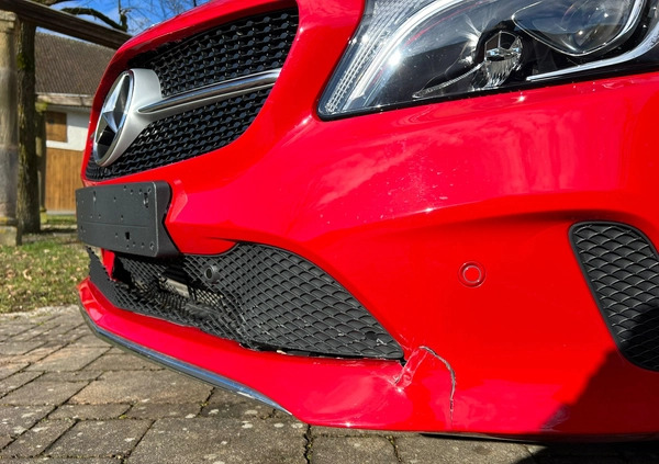 Mercedes-Benz Klasa A cena 61900 przebieg: 38000, rok produkcji 2017 z Oława małe 301